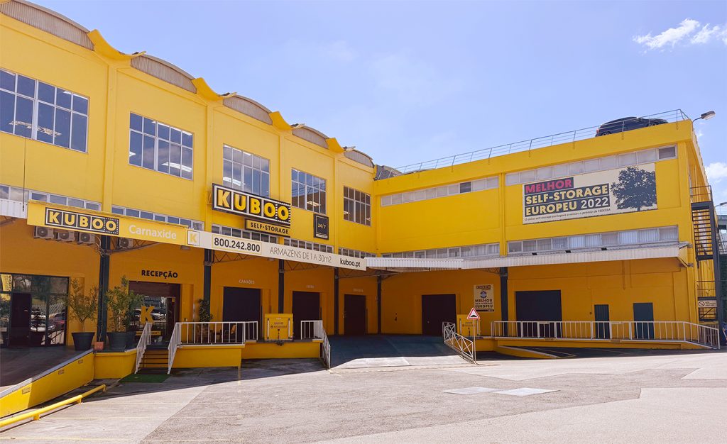 FACHADA DO ARMAZÉM DA KUBOO CARNAXIDE