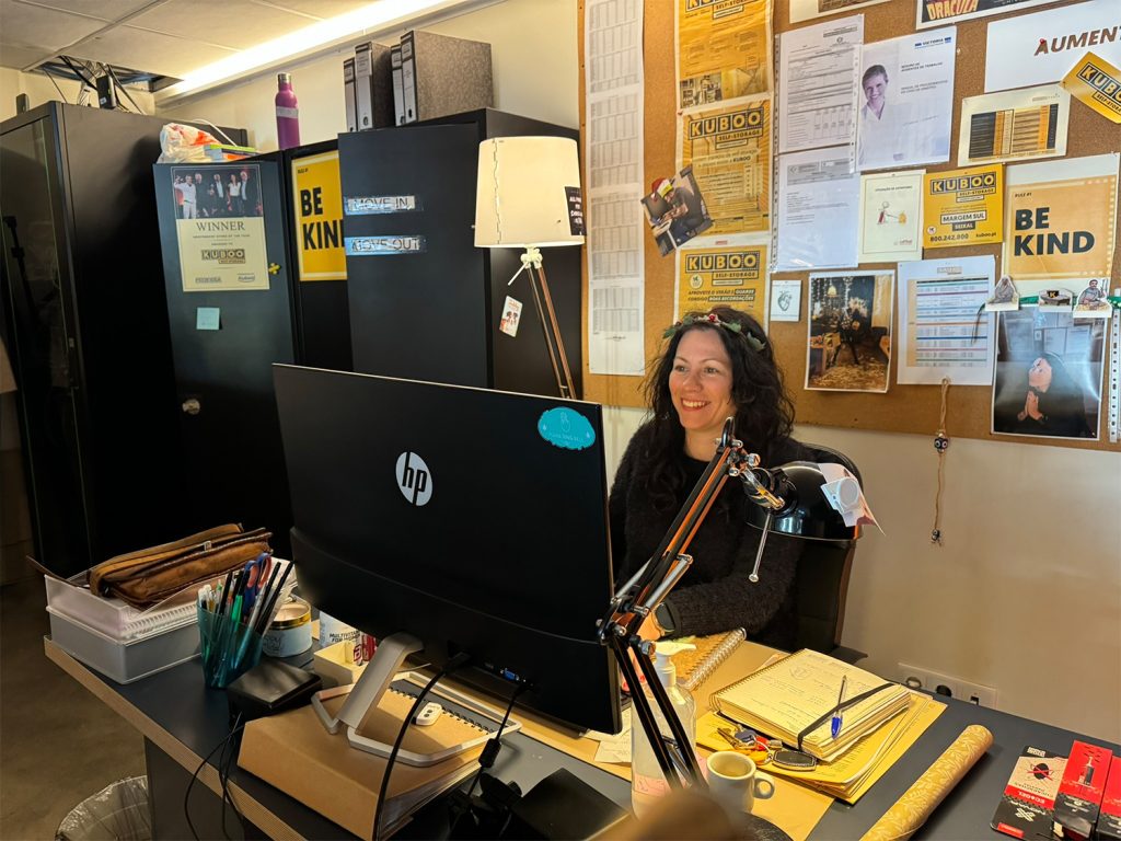 kuboodista smiling in her office at kuboo carnaxide