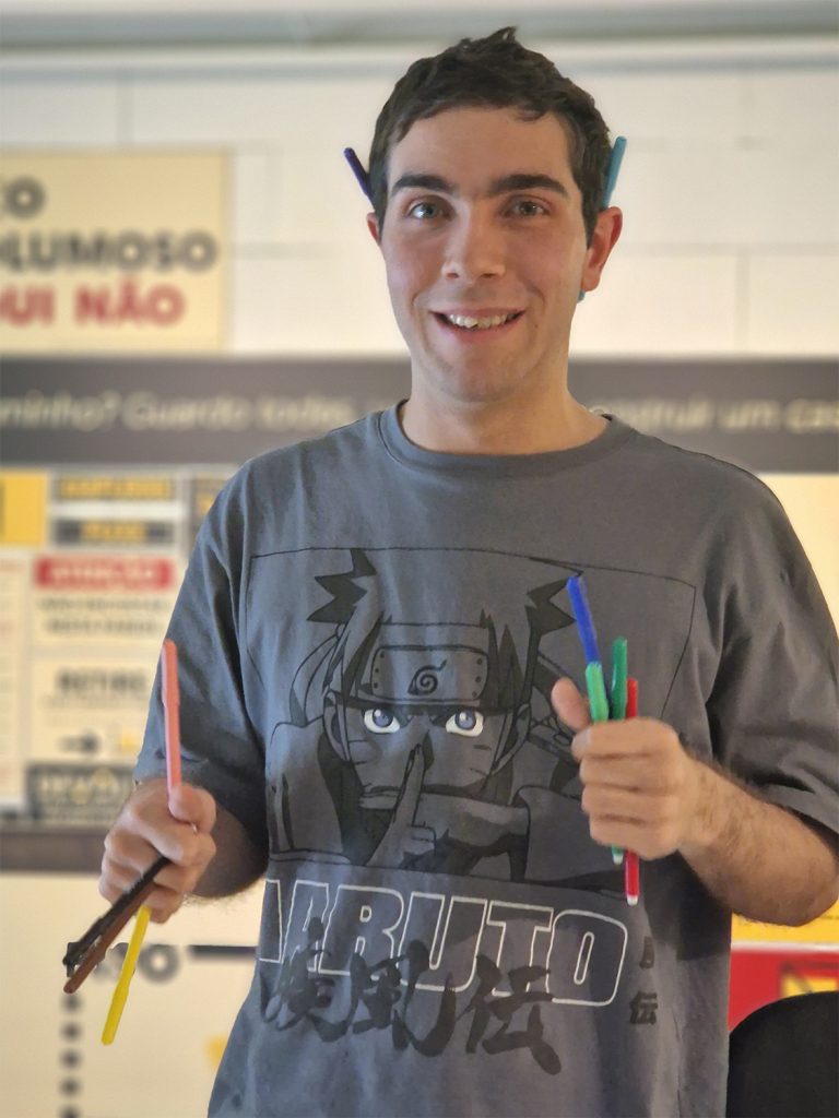 kuboodista smiling and holding pens